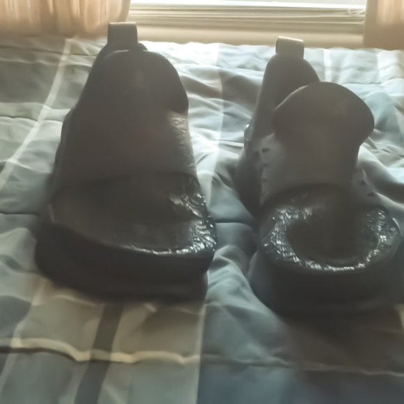 Jordan Standard Trainer size 12 Black. - Picture 5 of 7